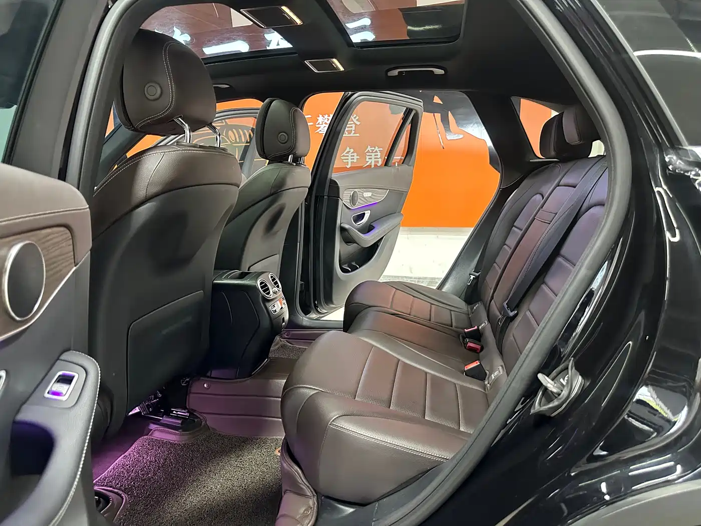 Mercedes-Benz GLC 2022 Facelift GLC 300 L 4MATIC Dynamic Collector's Edition фото 8