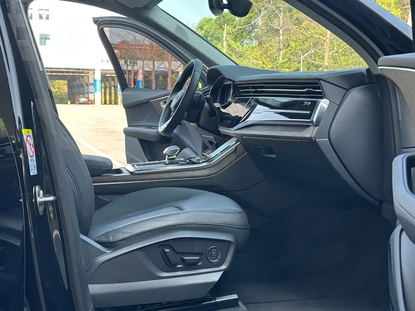 Audi Q7 2023 55 TFSI quattro S line Sport фото 7