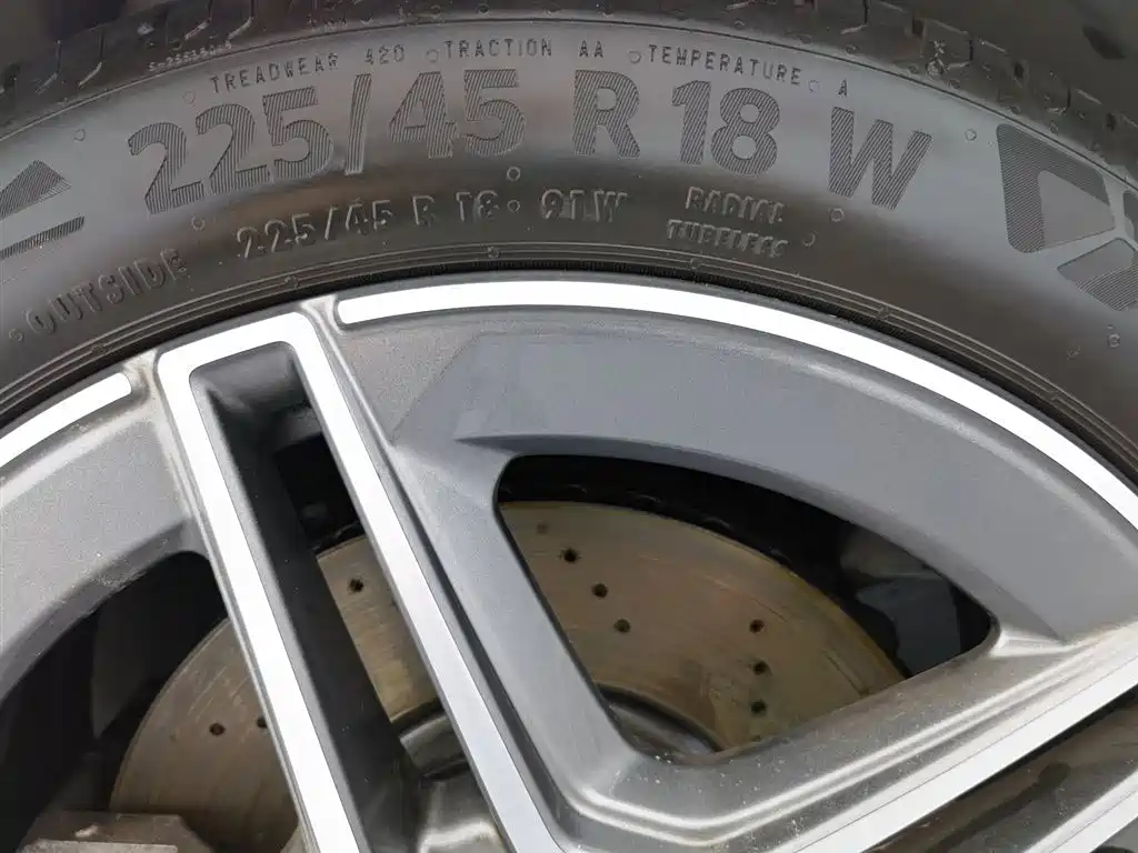 Mercedes-Benz CLA (Import) 2020 CLA 200 фото 24