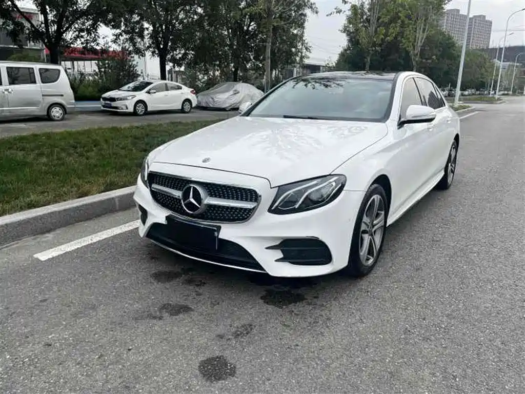 Mercedes-Benz A-Class 2024 A 200 L Fashion Edition фото 8