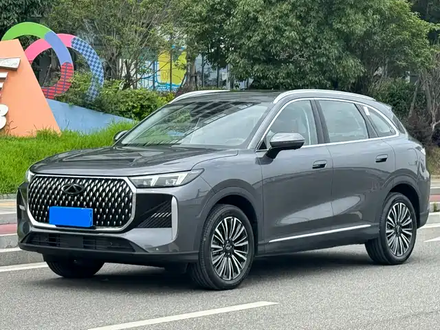 chery tiggo-8