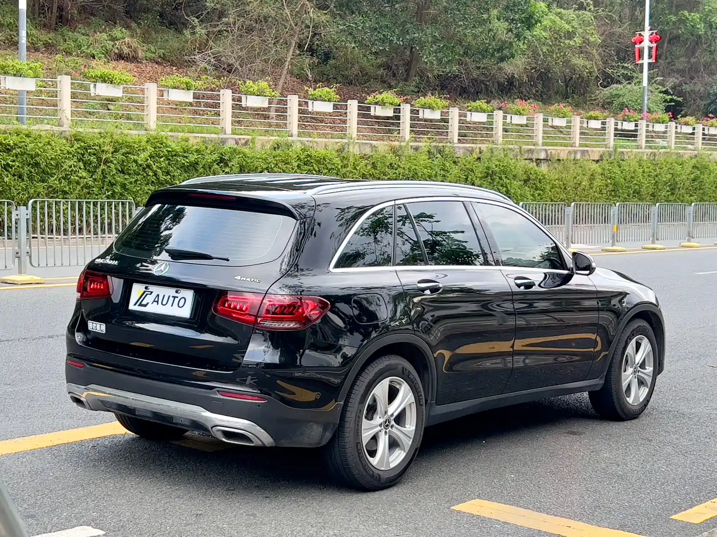 Mercedes-Benz GLC 2020 Facelift GLC 260 L 4MATIC Dynamic фото 7