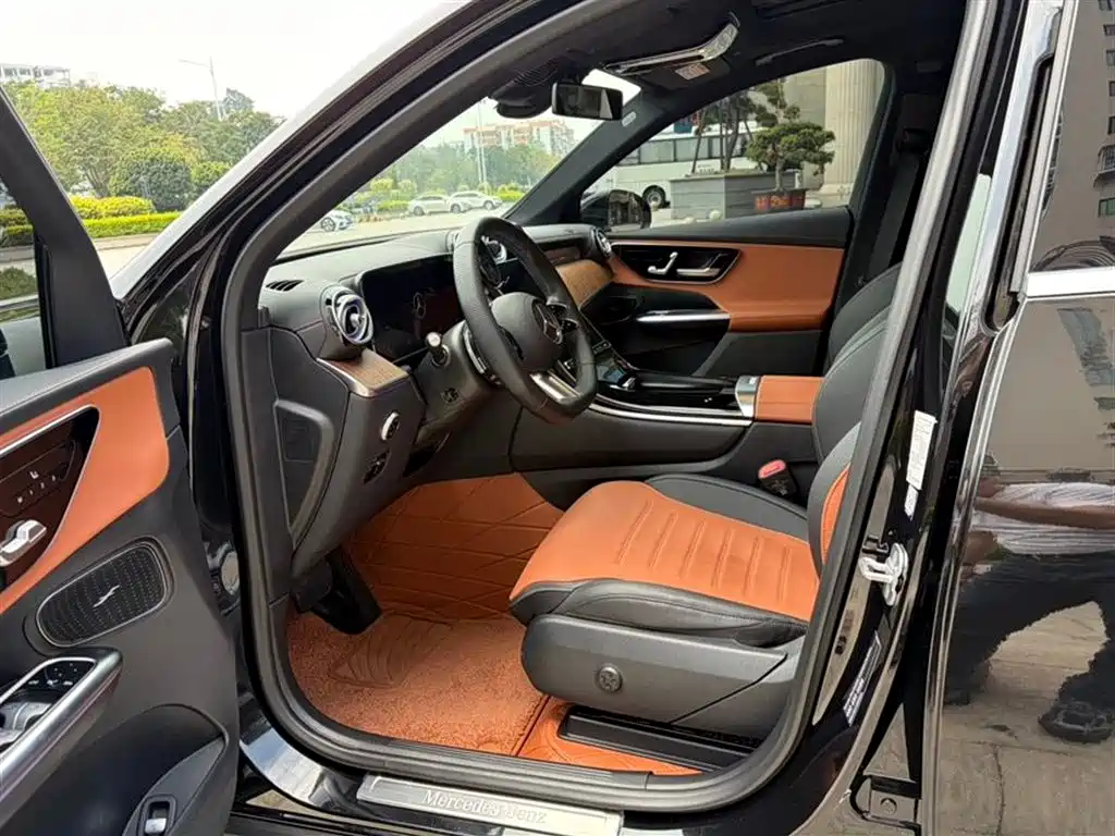 Mercedes-Benz GLC 2024 GLC 300 L 4MATIC Dynamic 5-seater фото 4