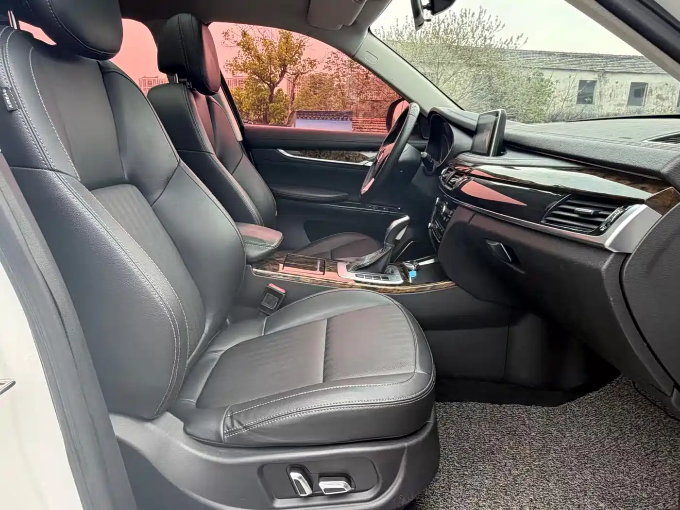 Hanteng Auto Hanteng X7 2018 2018 Model X7S 1.5T Automatic Premium Edition