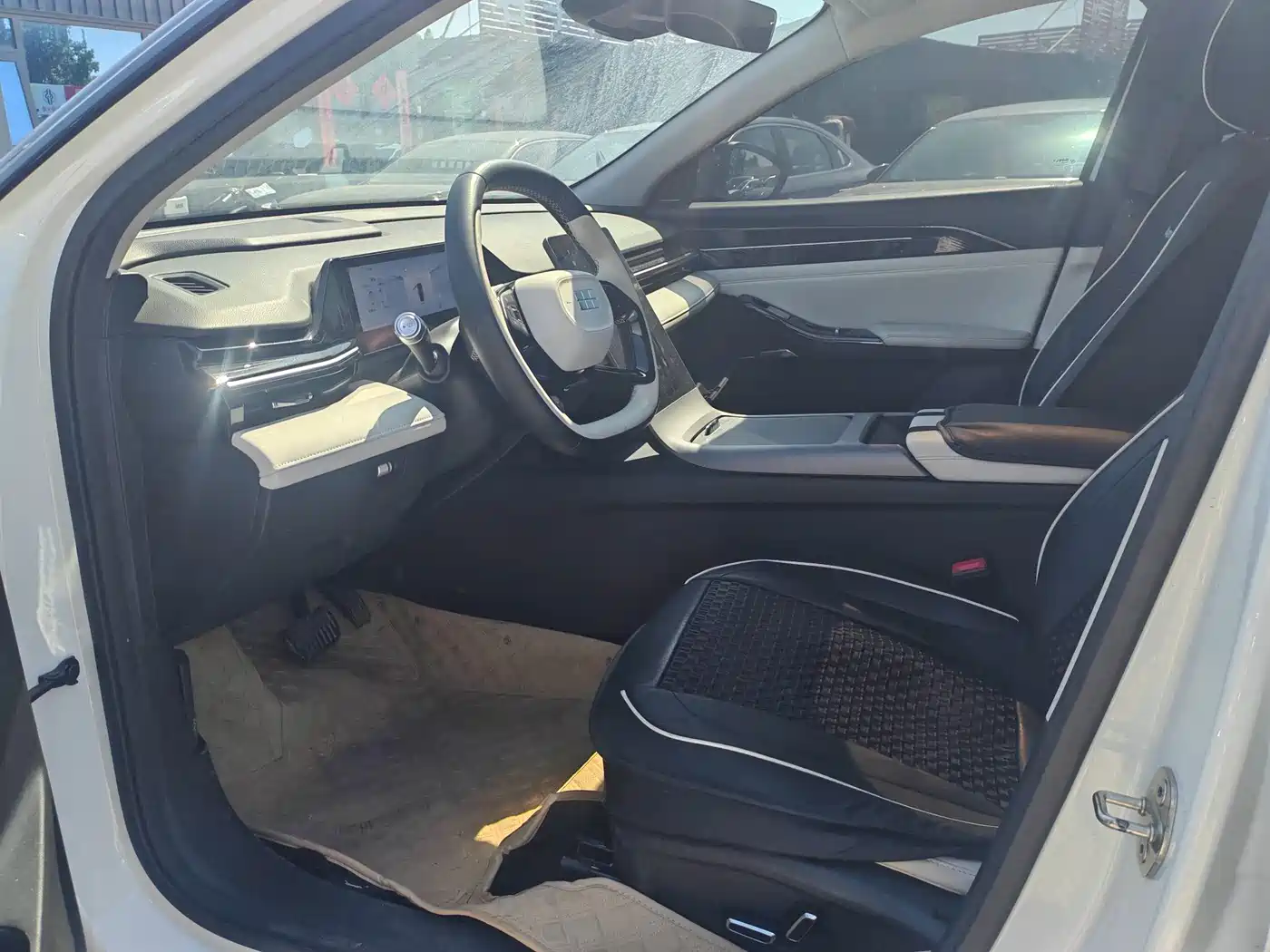 Geely Galaxy Galaxy L6 2023 125km Starship фото 4