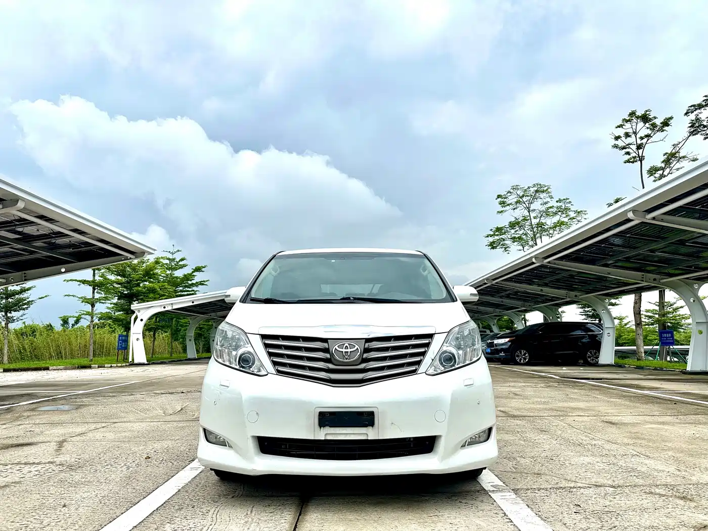 Toyota Alphard 2010 2011 Model 2.4L Luxury