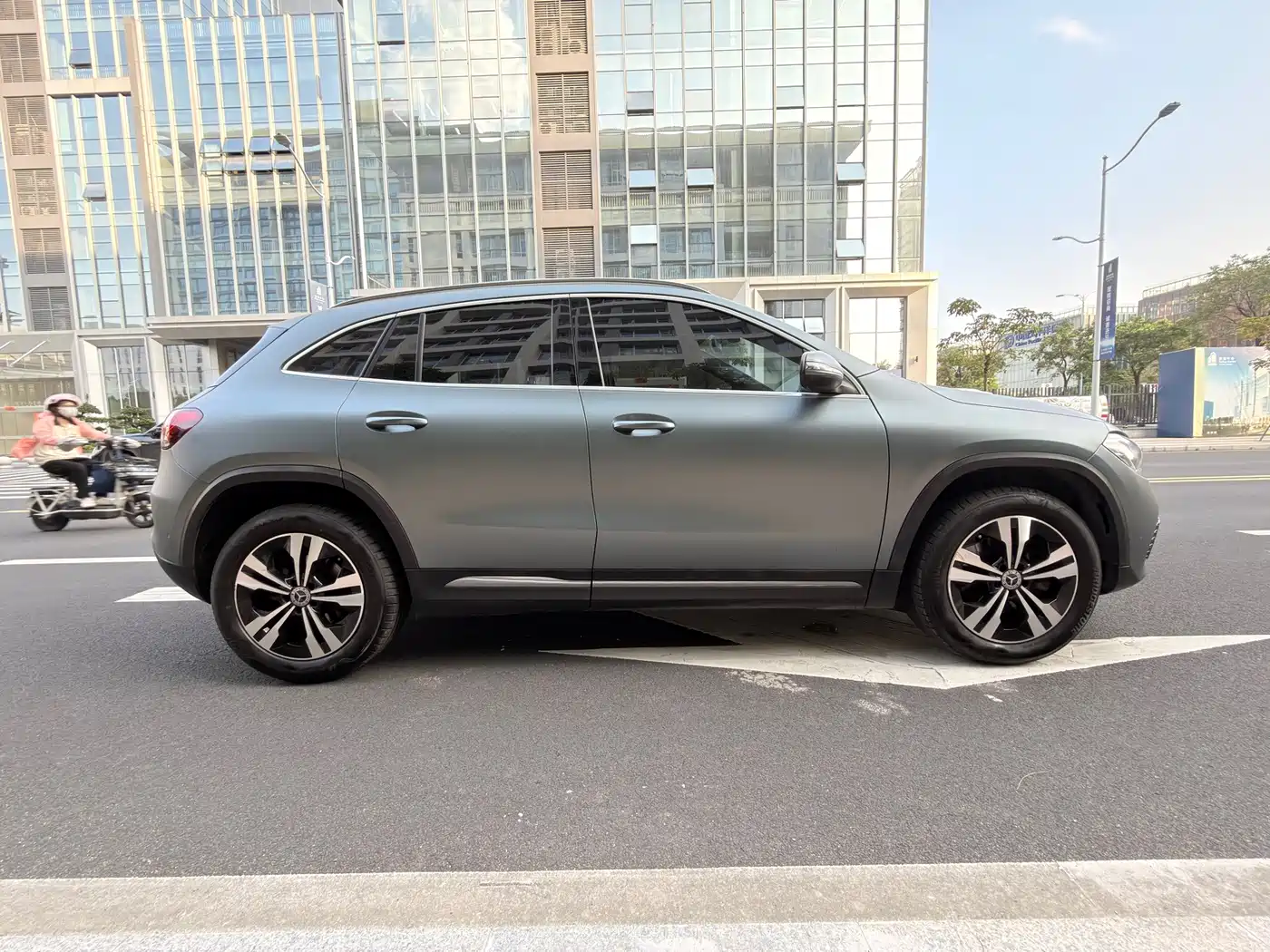 Фото 6 - Mercedes-Benz GLA