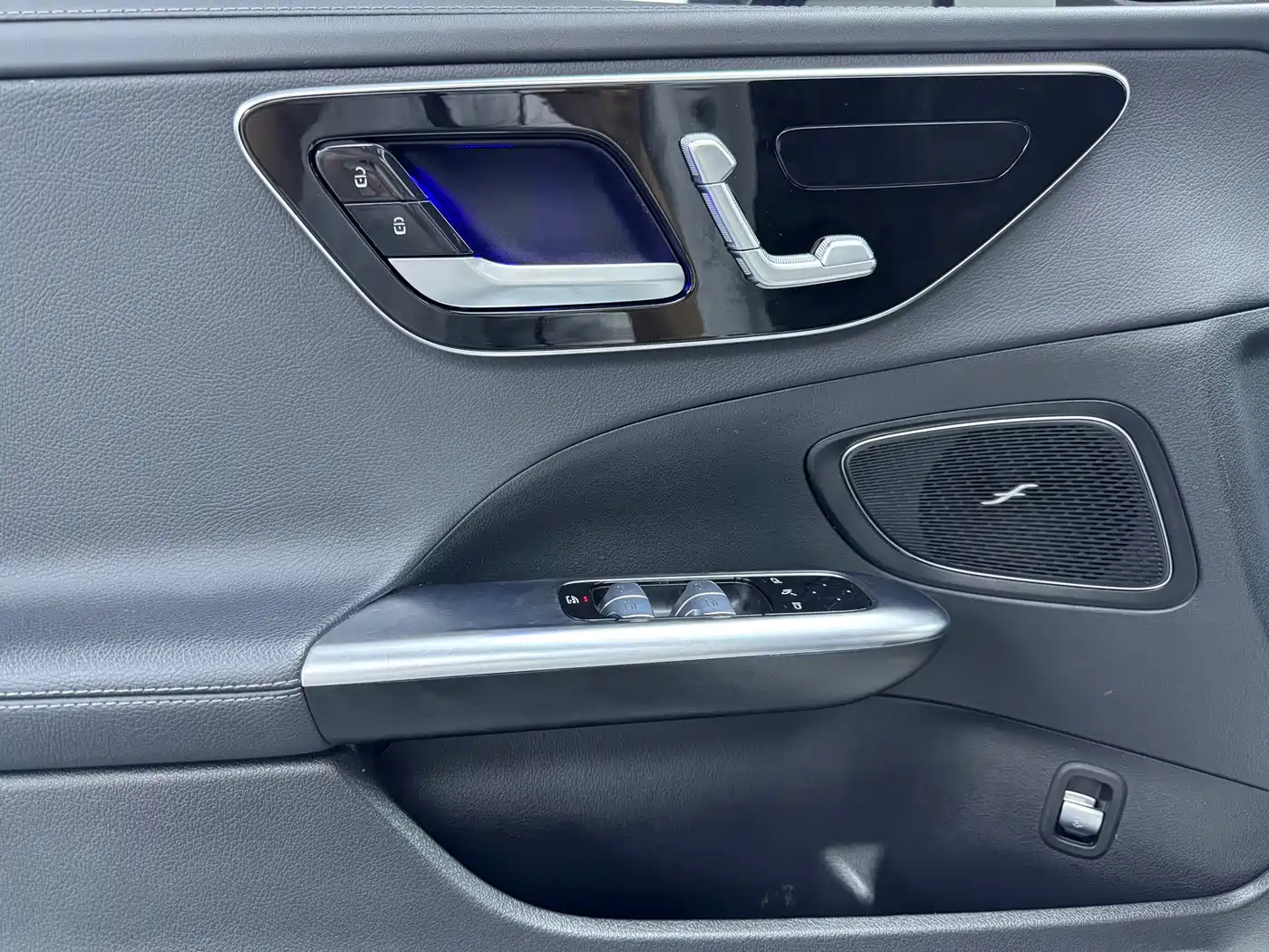 Mercedes-Benz C-Class 2022 C 200 L Sport Version фото 5
