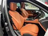 Фото 19 - Mercedes-Benz S-Class