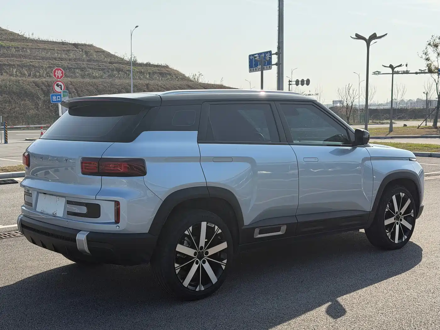 GEELY AUTOMOBILE GEELY ICON