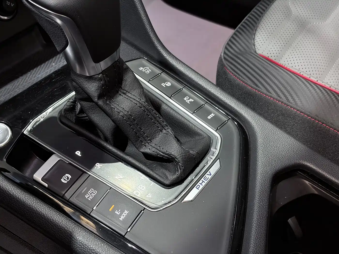 Volkswagen Tiguan L PHEV 2023 430PHEV Plug-in Hybrid Flagship фото 18