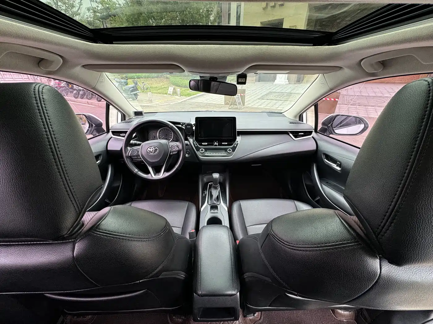 Toyota Corolla 2021 1.2T S-CVT Elite Edition фото 8