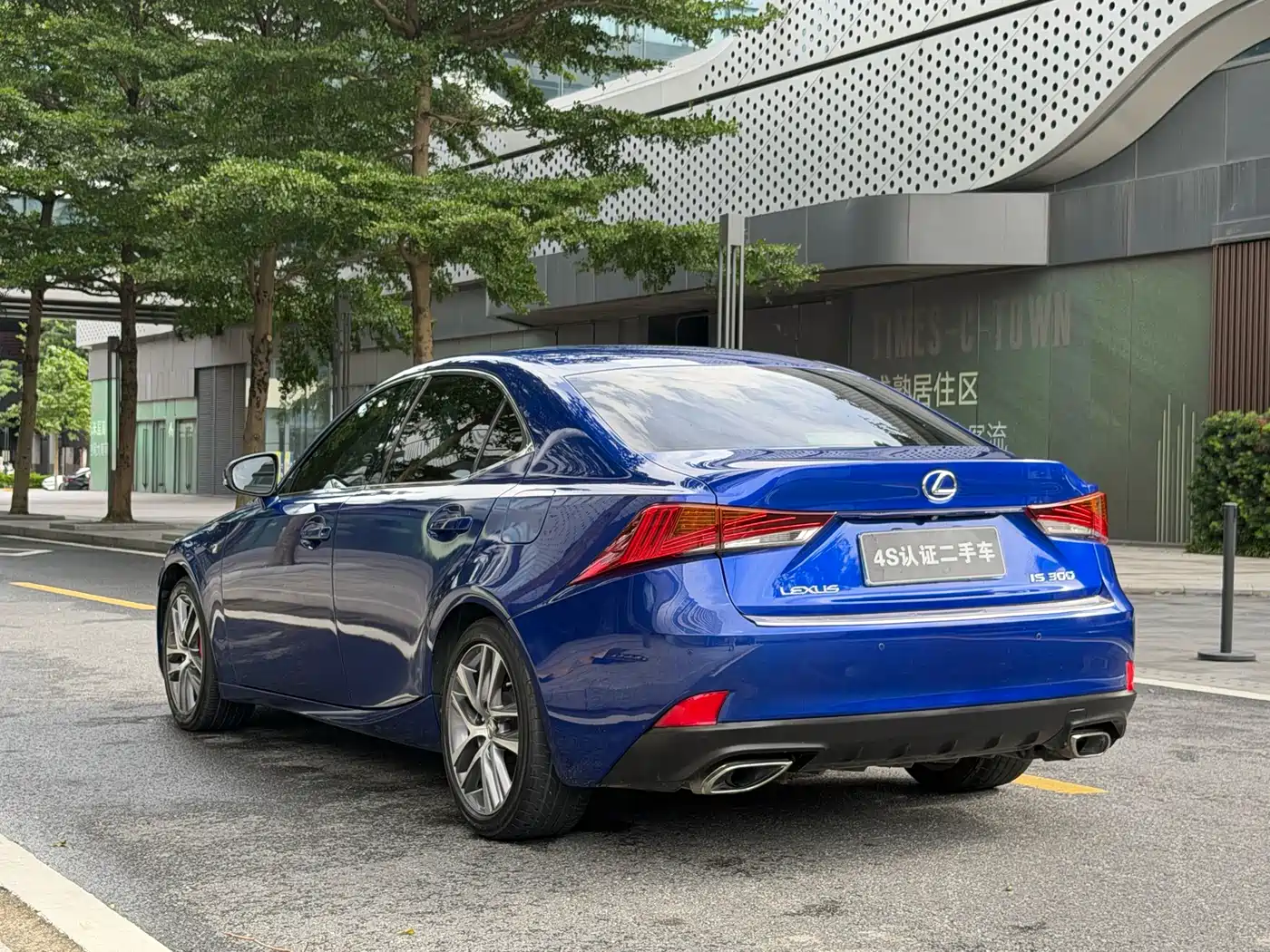 Lexus IS 2018 2017 300 F SPORT