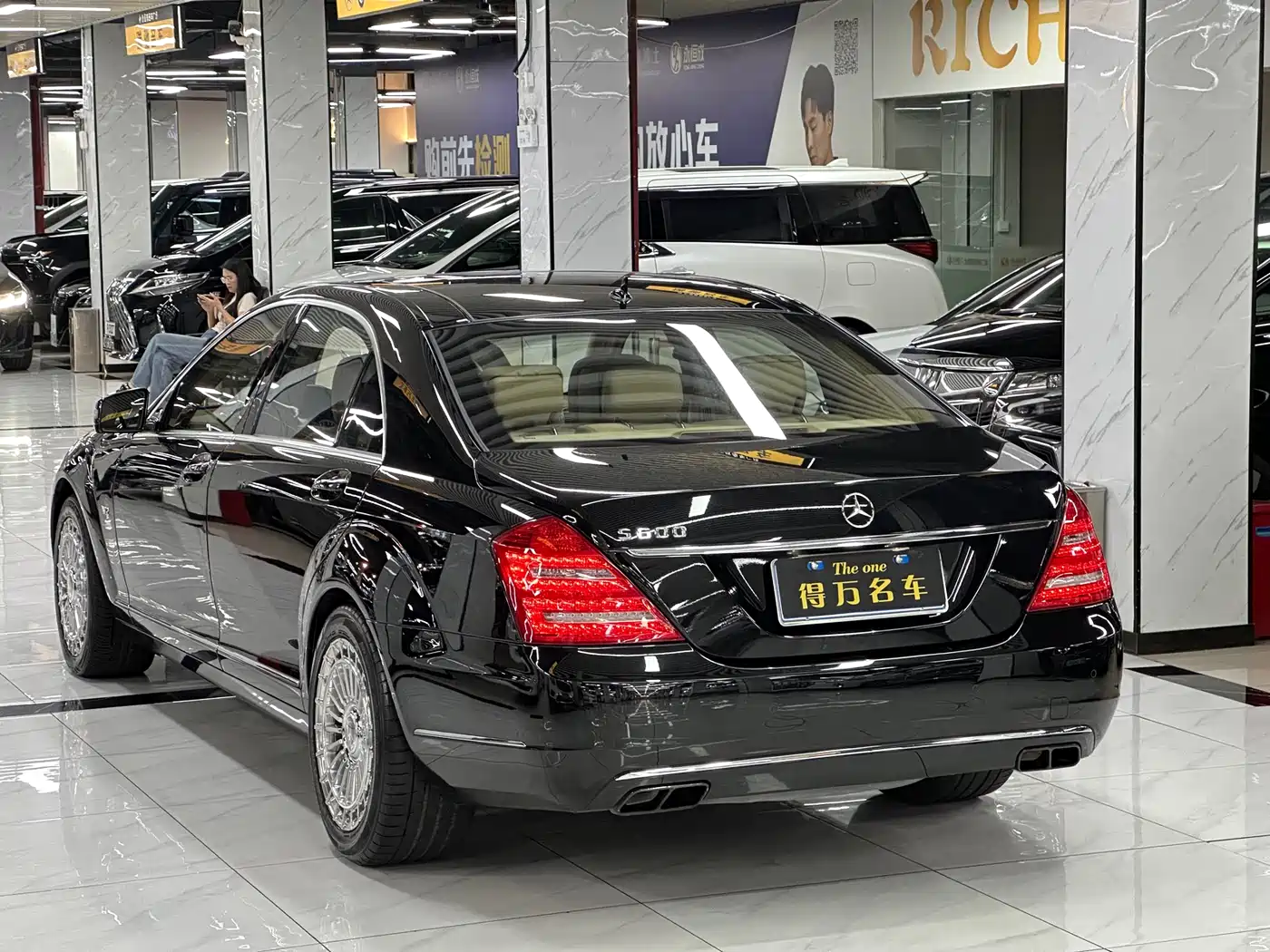 Mercedes-Benz S-Class 2010 S 600 L фото 5