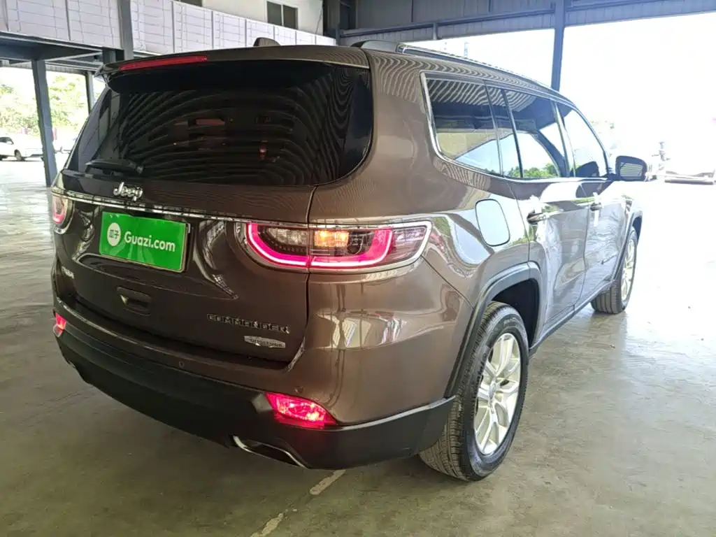 Jeep Commander 2019 2018 2.0T 2WD Advance Version China V