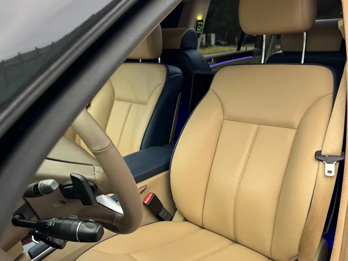 Mercedes-Benz GL-Class 2011 GL 450 4MATIC Premium фото 11
