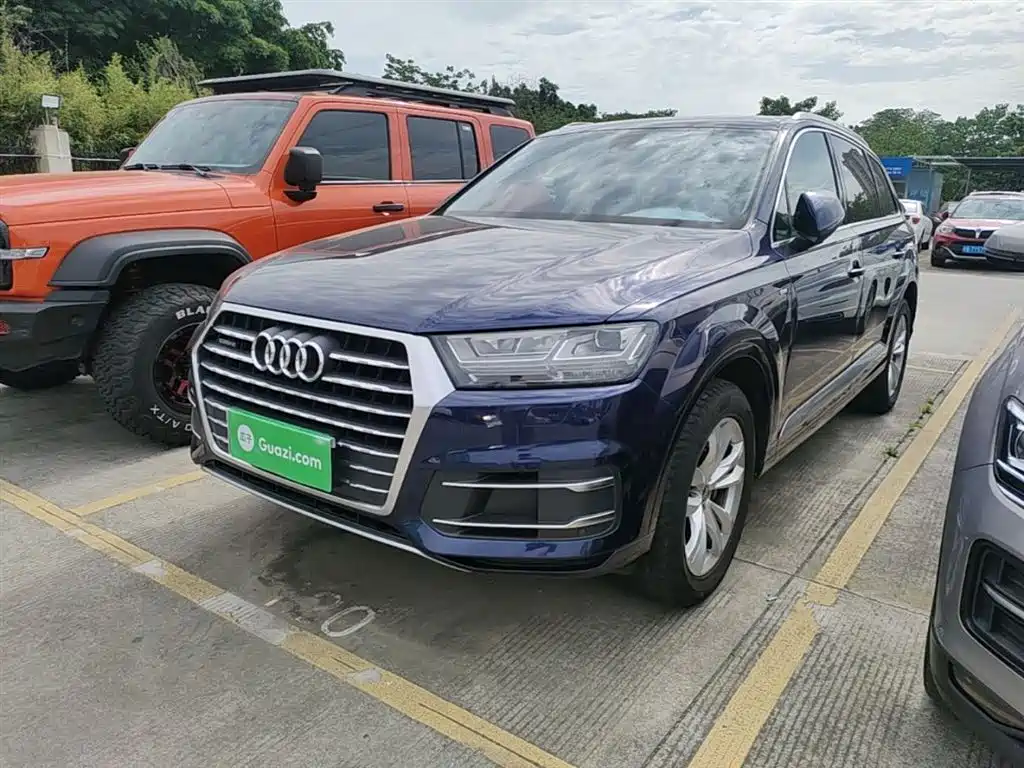 Audi Q7 2019 45 TFSI Comfort фото 2
