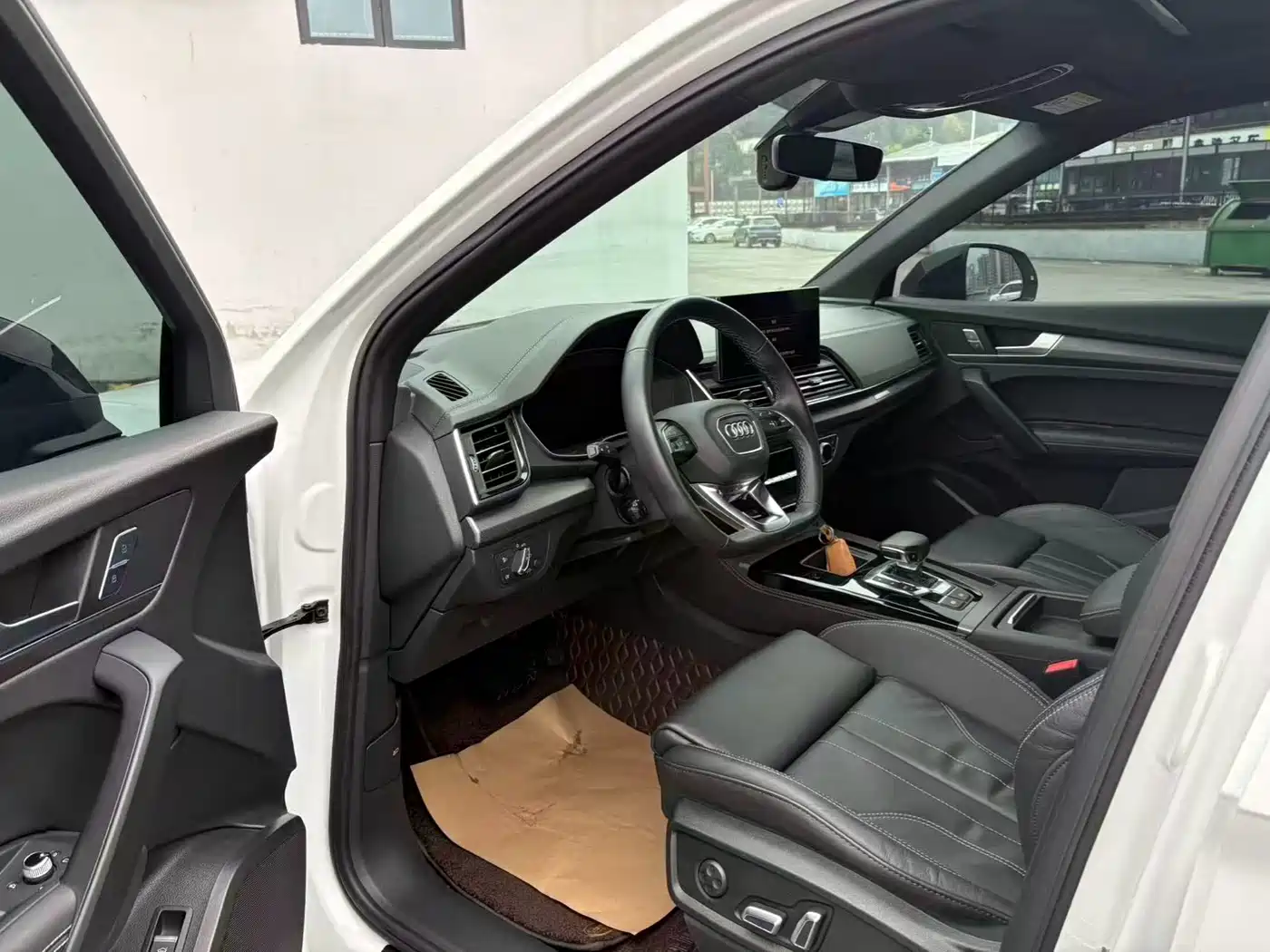 Audi Q5L 2023 45T Luxury Dynamic фото 4