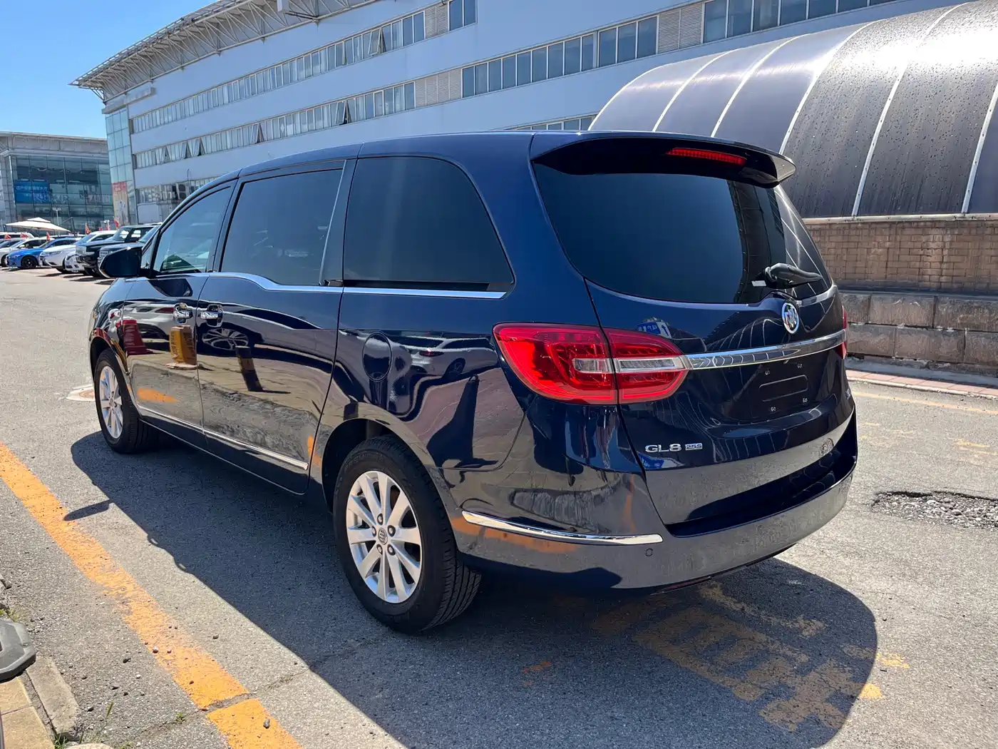 Buick GL8 2017 25S Premium Model China V фото 6