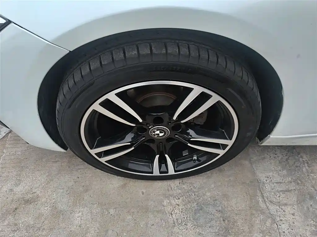 BMW 3 Series 2016 328i M Sport фото 23