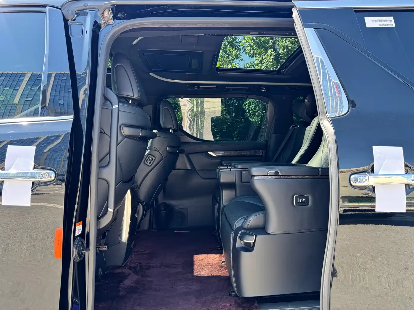 Toyota Vellfire 2023 Crown Hybrid 2.5L HV Ultimate фото 9