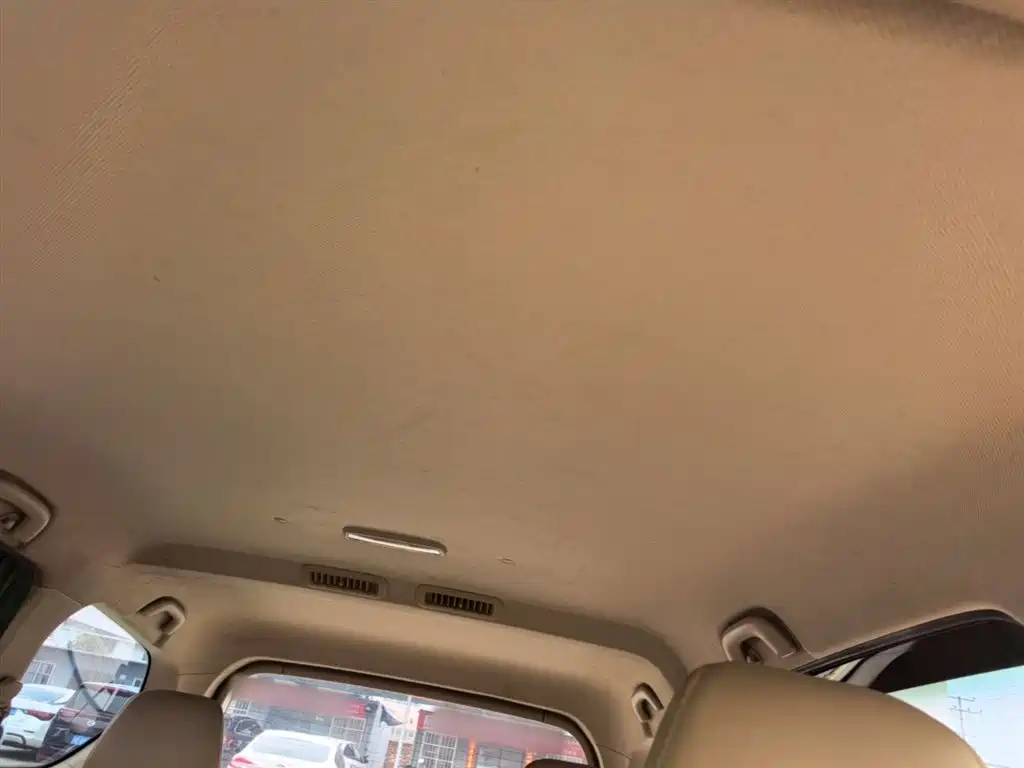 Baojun 730 2014 2014 1.5L Manual Comfort 7-seater