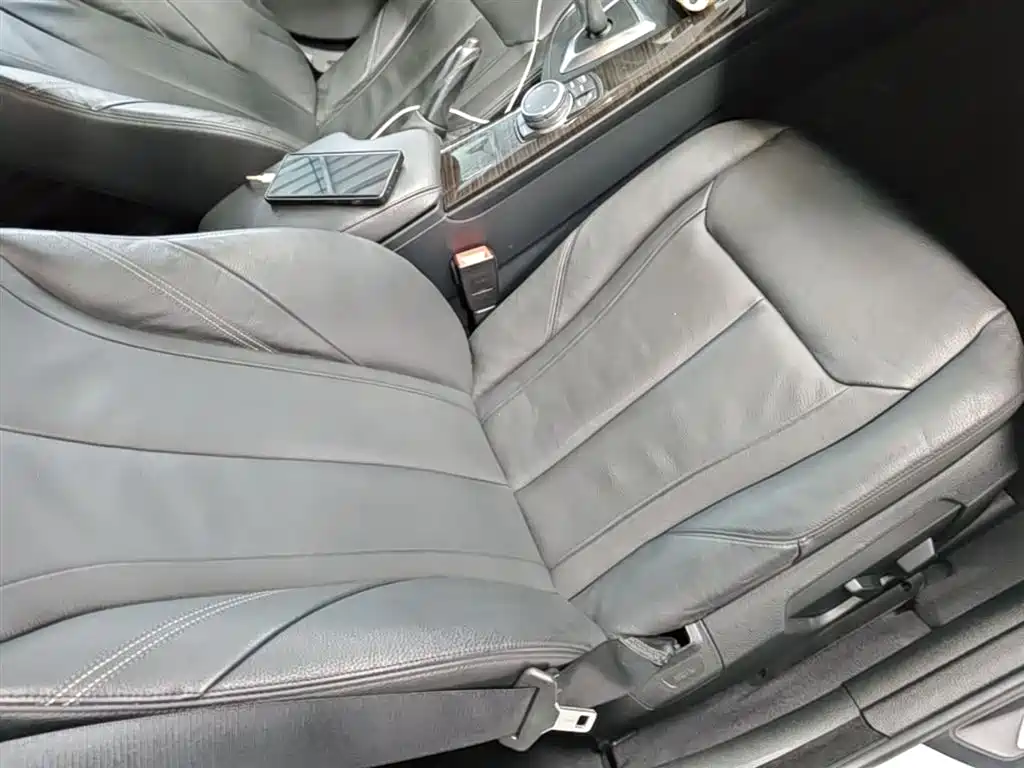BMW 3 Series GT 2014 320i Design Package фото 25