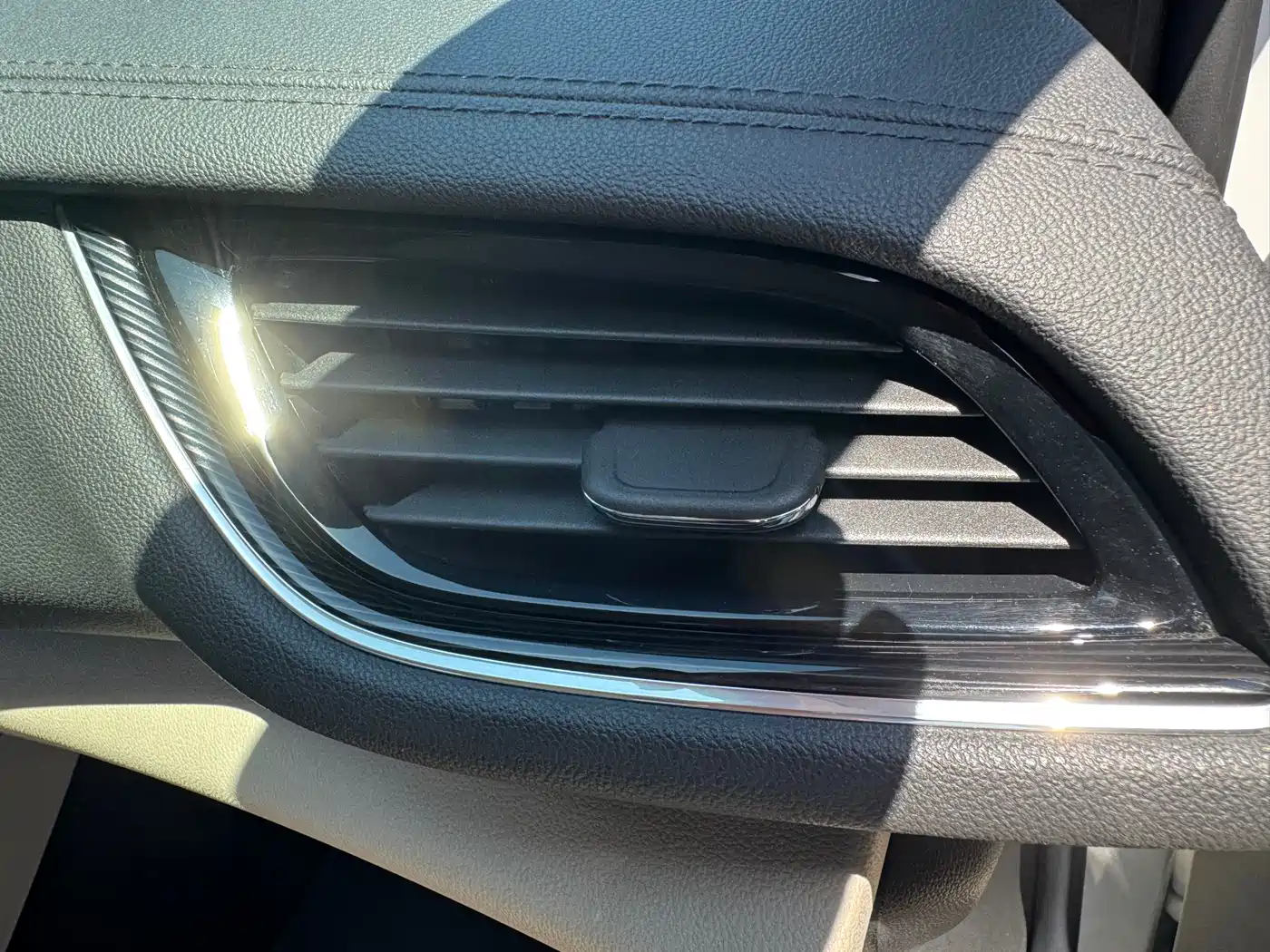 Buick Regal 2021 552T Elite фото 28