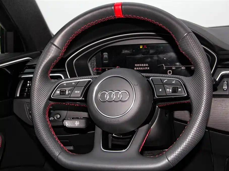 Audi A4L 2025 2 Million Celebration Edition 40 TFSI Luxury Dynamic фото 14
