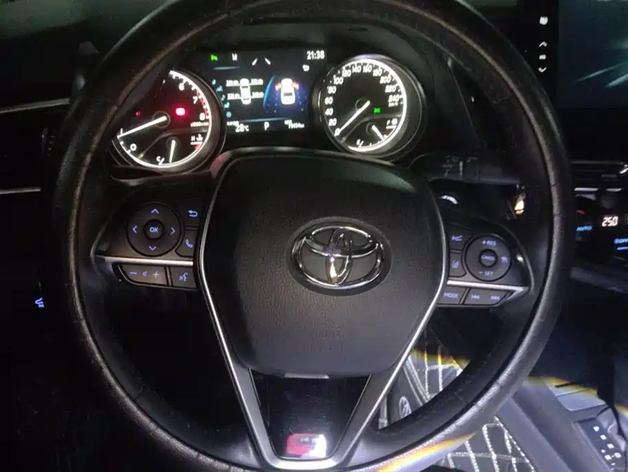 Toyota Camry 2021 2.0G Luxury Edition фото 15