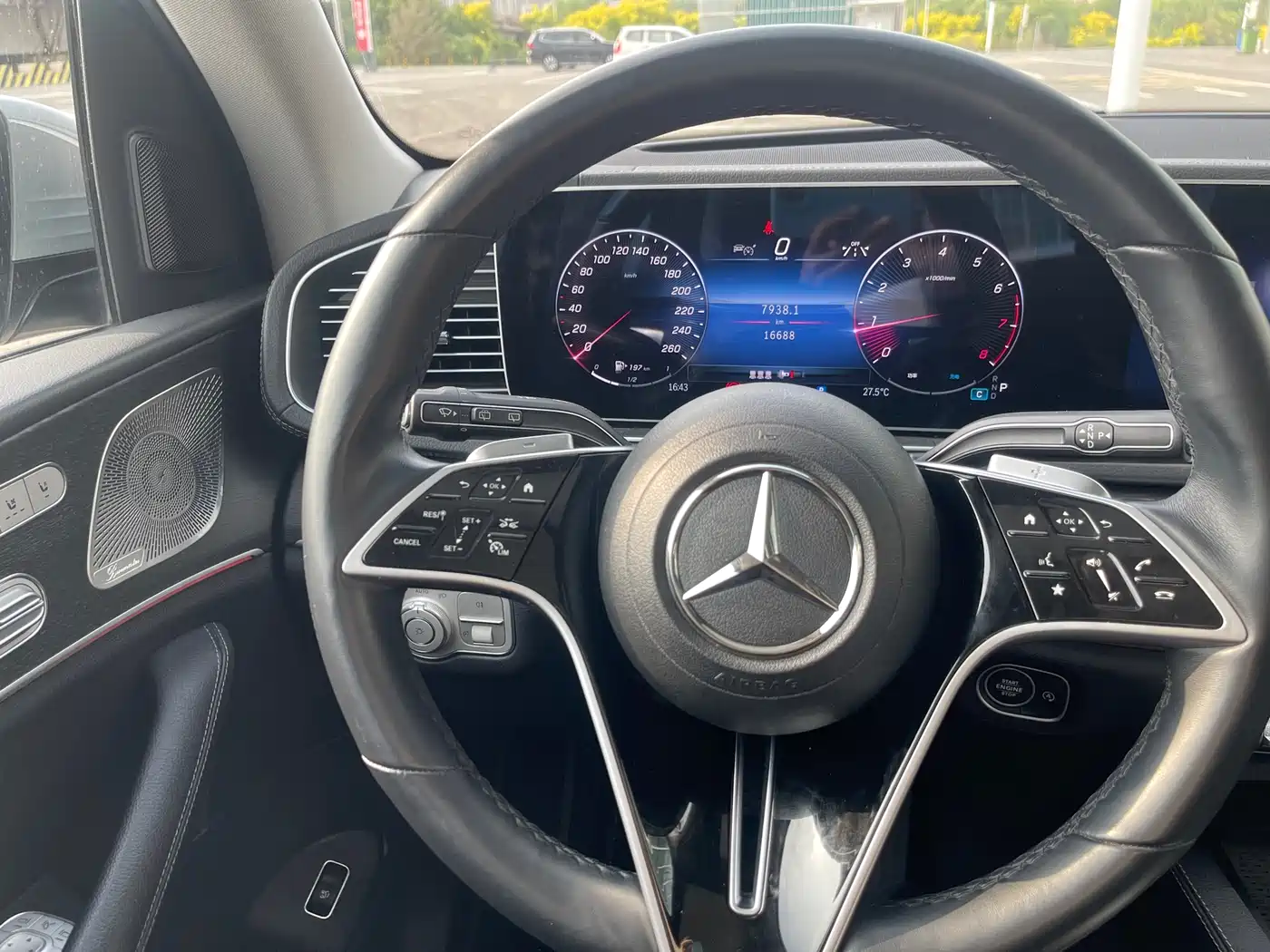 Mercedes-Benz GLE 2024 GLE 450 4MATIC Luxury фото 6