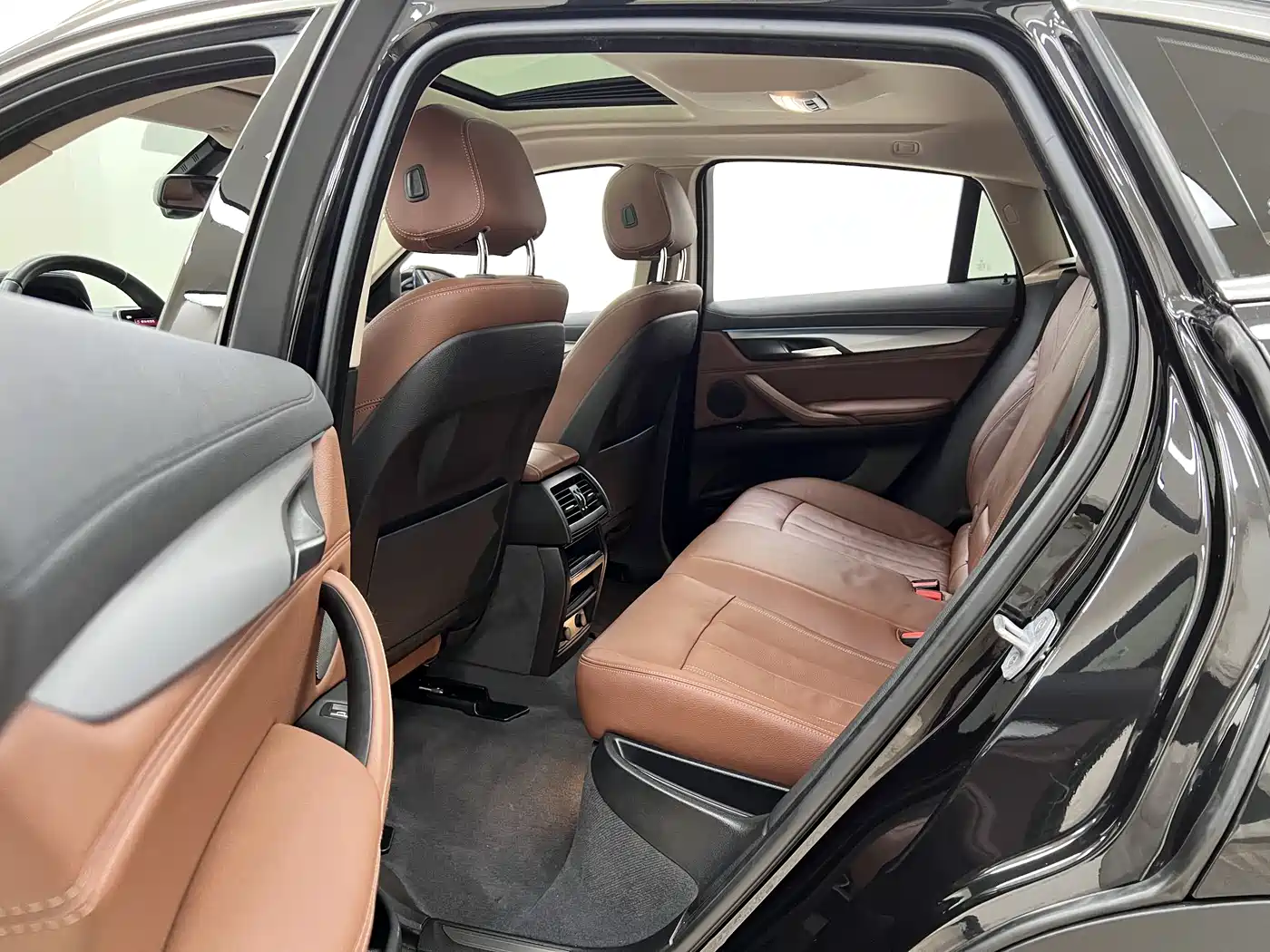 BMW X6 2018 xDrive35i Leading Model фото 29