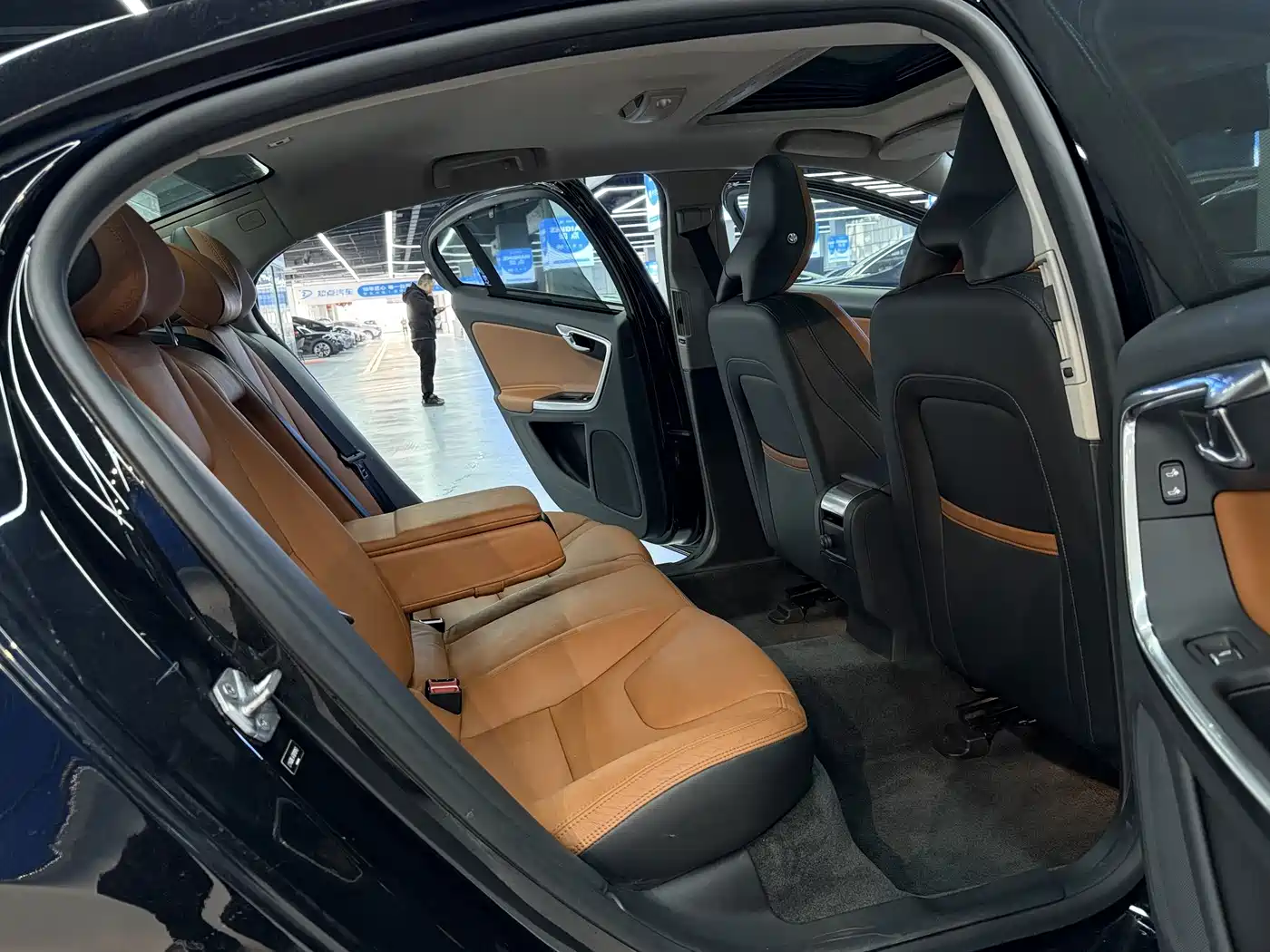 VOLVO S60 PLUG IN HYBRID