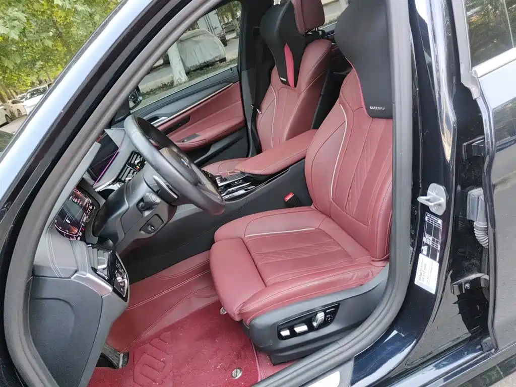 BMW 5 Series 2023 530Li Premium M Sport Package фото 8