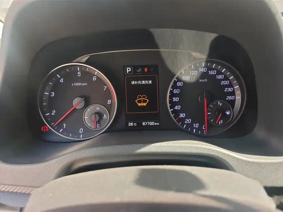 Hyundai Elantra 2018 1.4T DCT Dynamic·Vitality Model фото 14