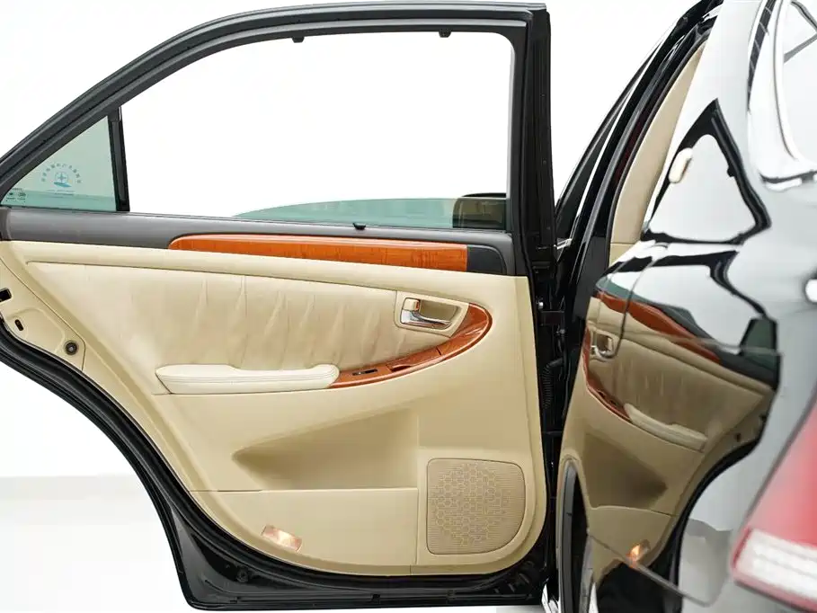 Toyota Crown 2007 3.0L Royal Saloon G VIP фото 10