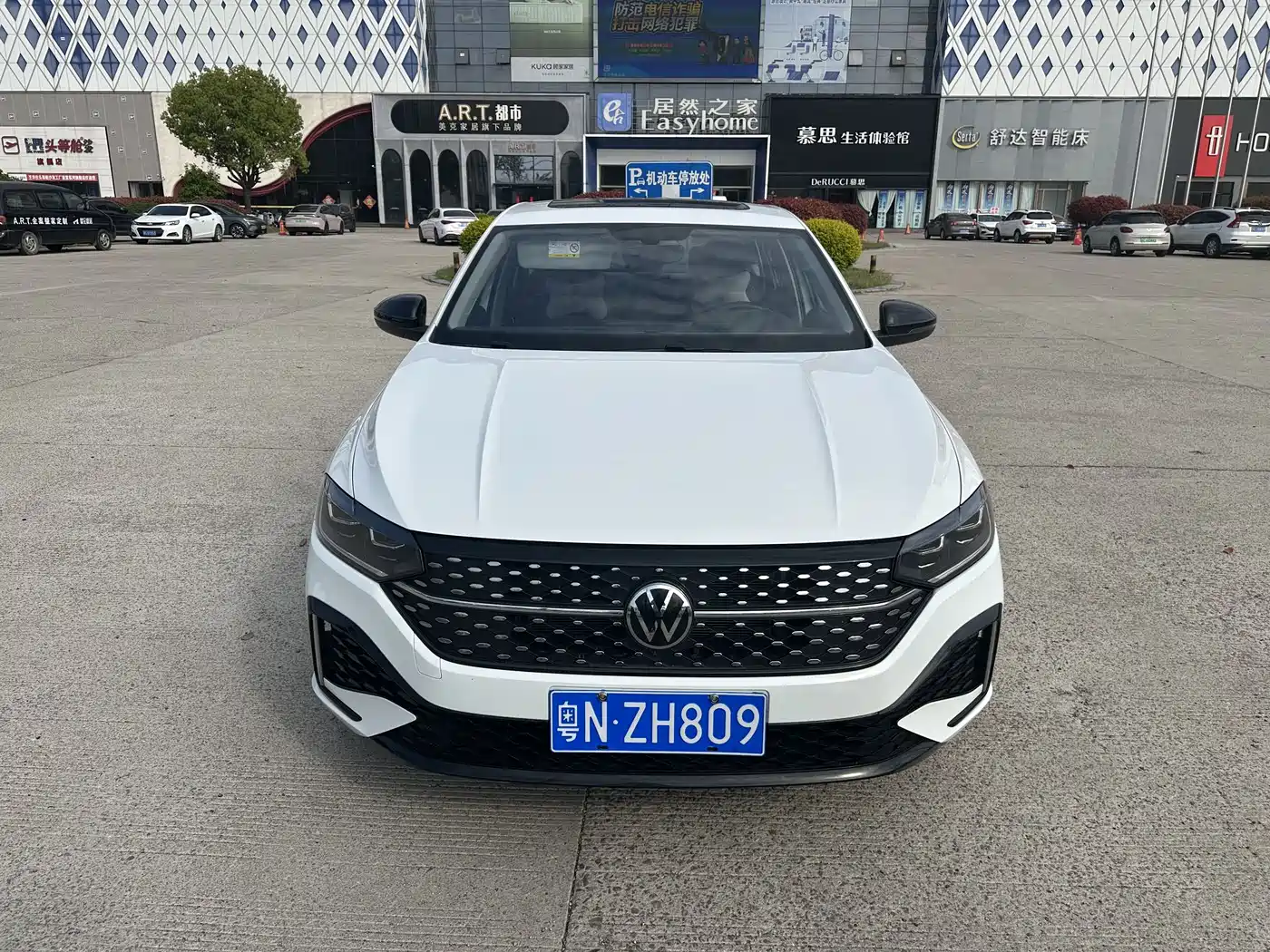 Volkswagen Lavida 2023 280TSI DSG Starlight Comfort Edition фото 8