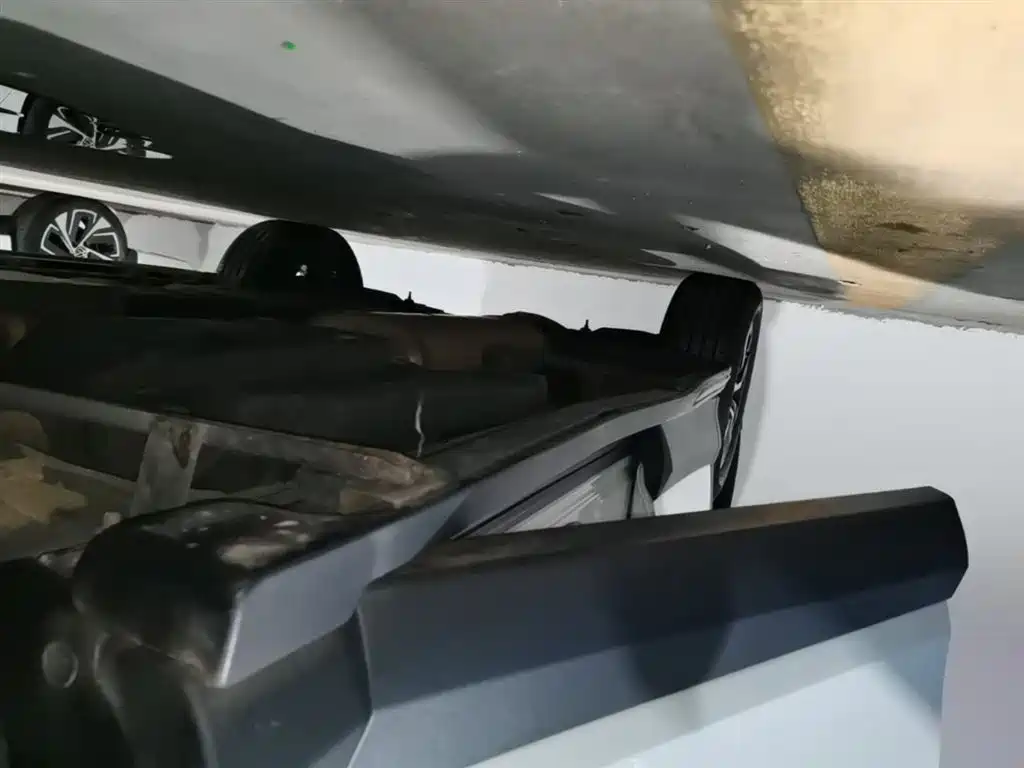 Toyota RAV4 Rongfang 2016 2.0L CVT 2WD Trend (China V) фото 21