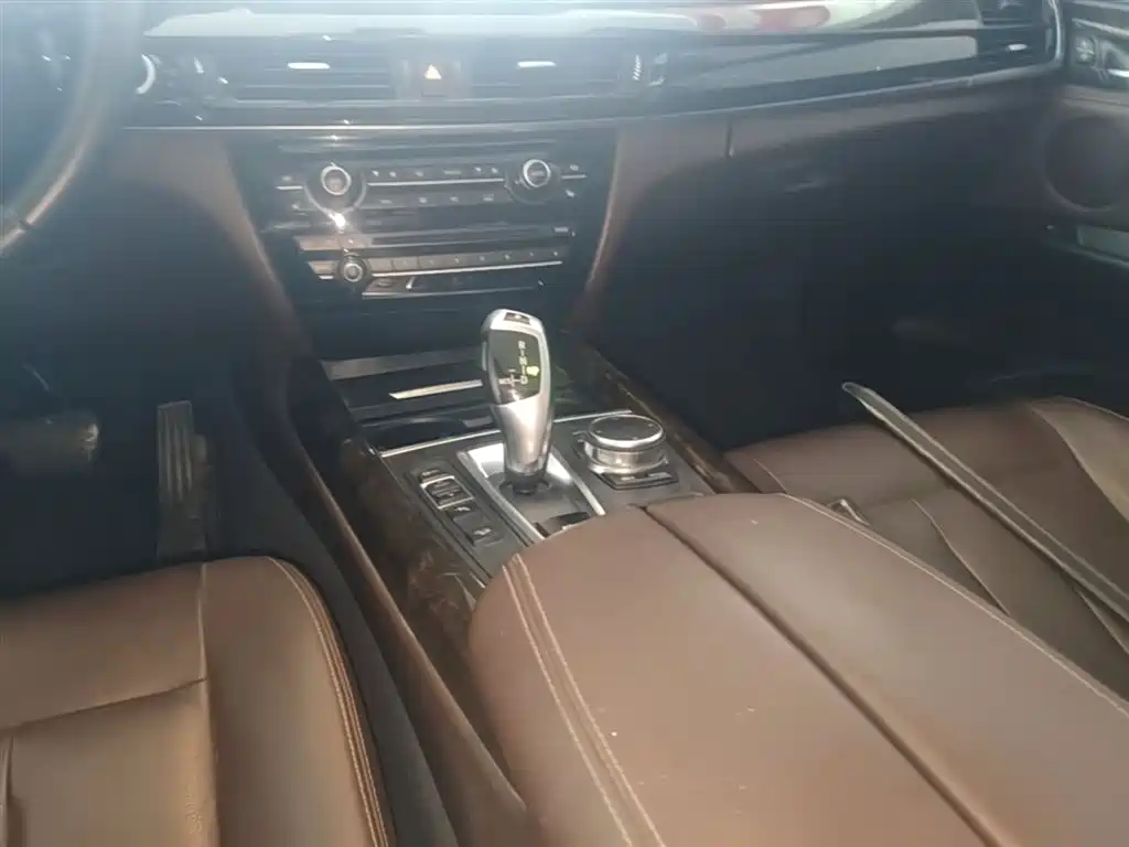BMW X5 (Import) 2017 xDrive28i фото 14