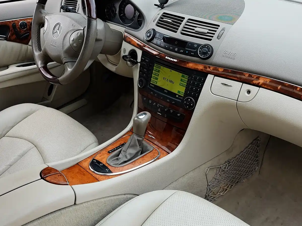 Mercedes-Benz E-Class (Import) 2006 E 500 Elegance фото 13