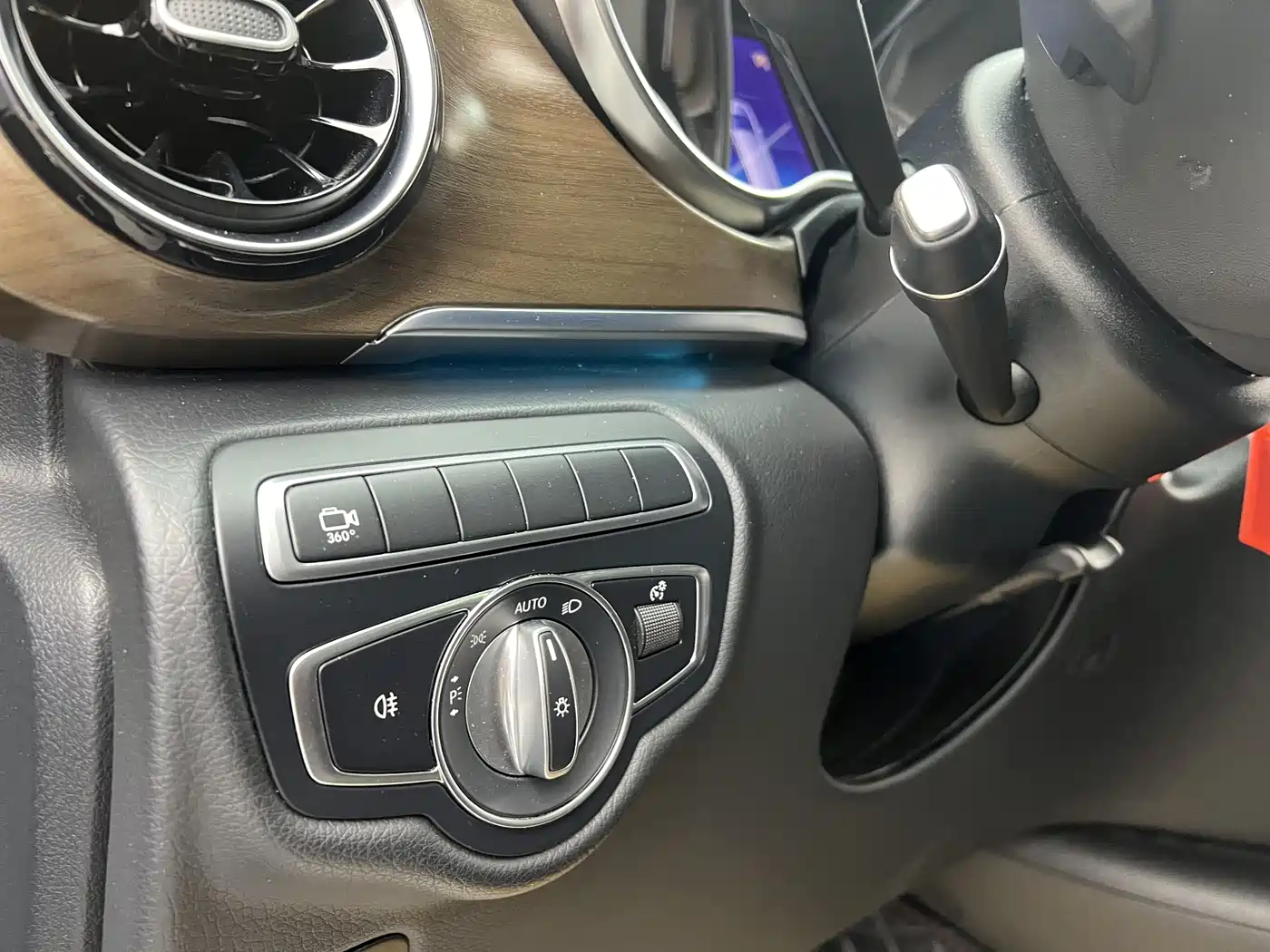 Mercedes-Benz V-Class 2022 V 260 Prestige Edition фото 8
