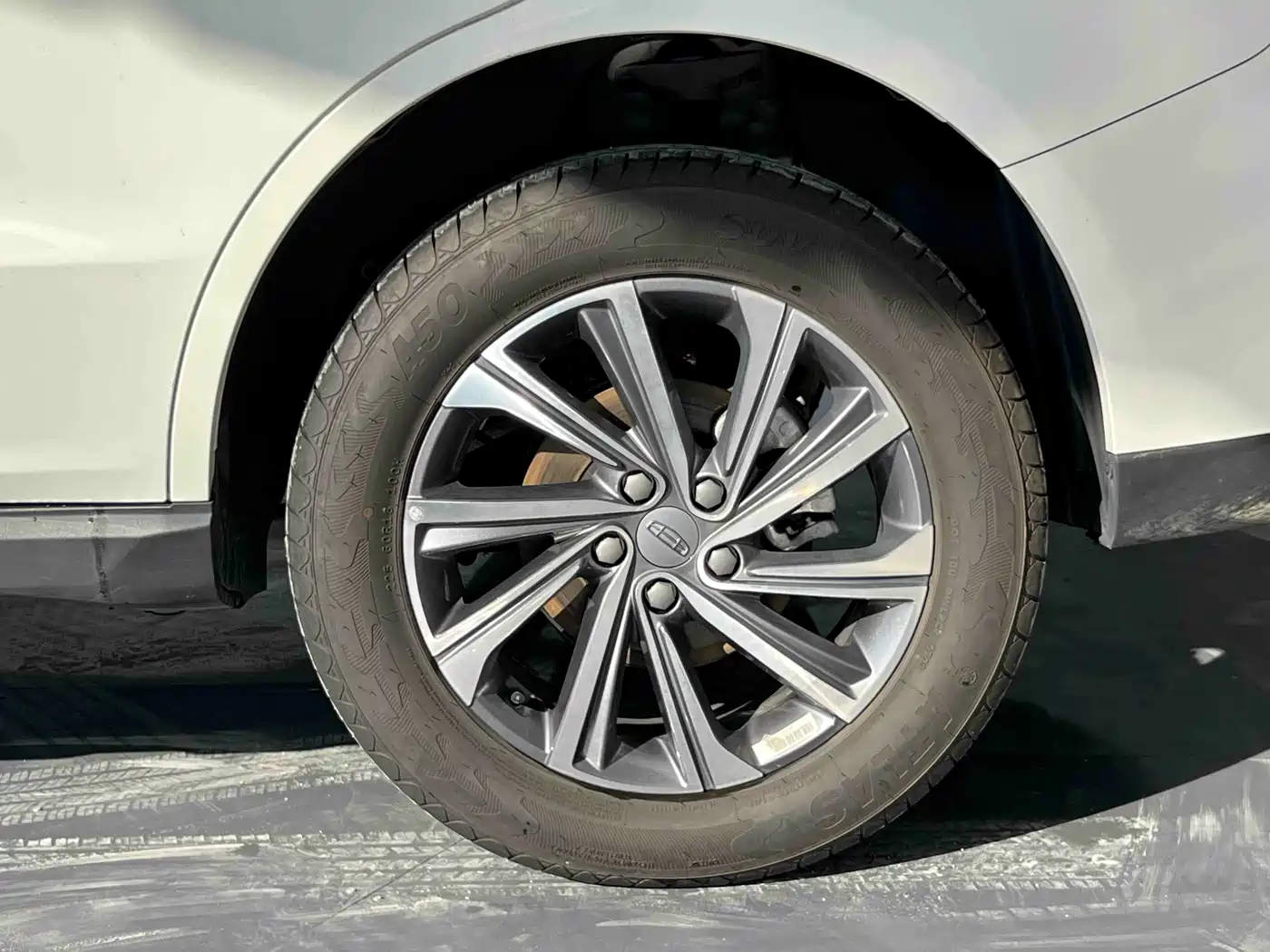 Geely Emgrand X6 2023 2021 Model PRO 1.4T Automatic Premium