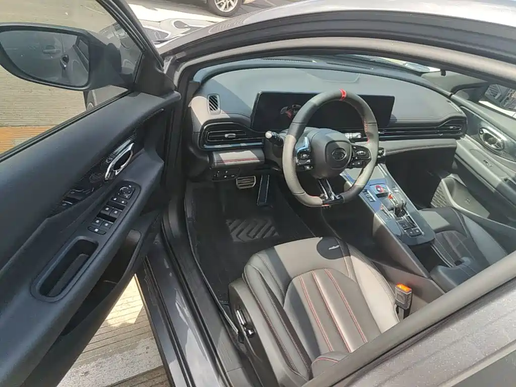 GAC Trumpchi Trumpchi Emkoo 2025 2023 270T DCT J15 Edition