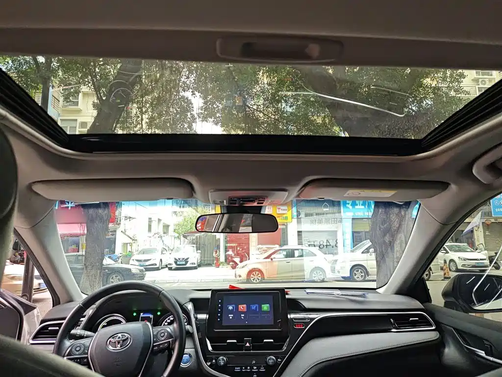 Toyota Camry 2023 Hybrid 2.5HGVP Leading Edition фото 18
