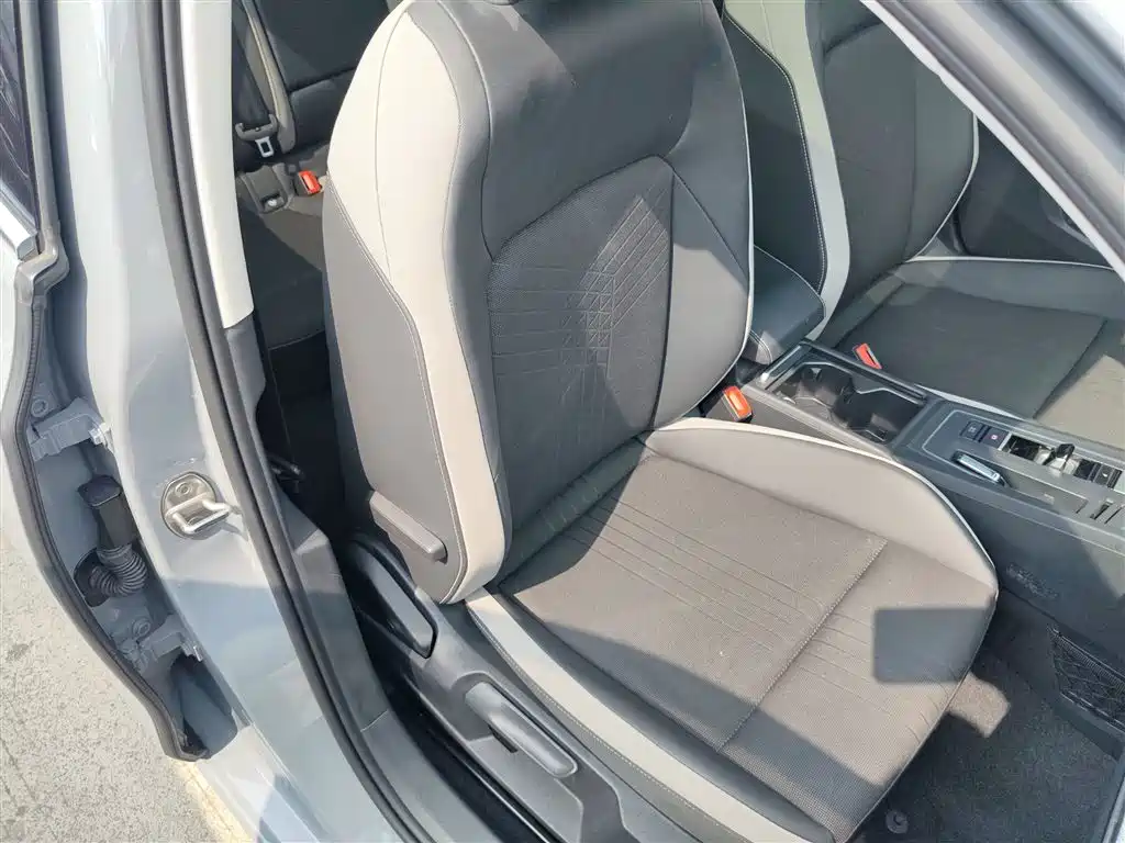 Volkswagen Golf 2021 280TSI DSG Pro фото 19