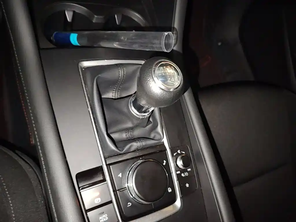 Mazda Mazda3 Axela 2025 2023 1.5L Manual Zhimei