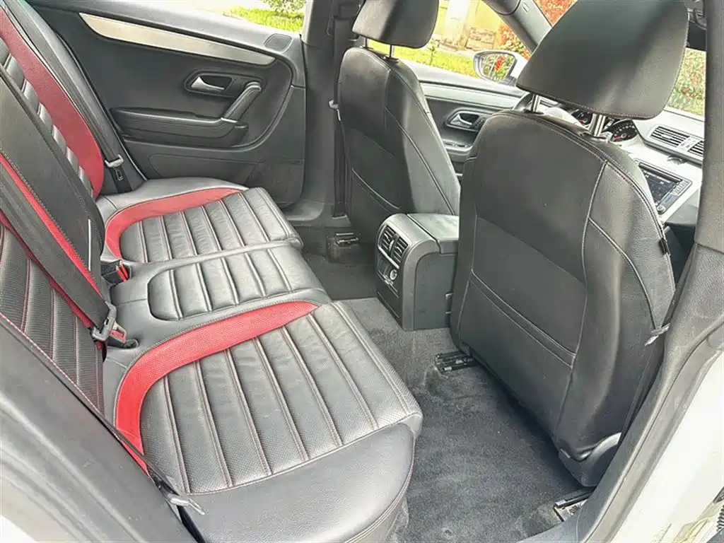 Volkswagen FAW-Volkswagen CC 2018 1.8TSI Luxury фото 13