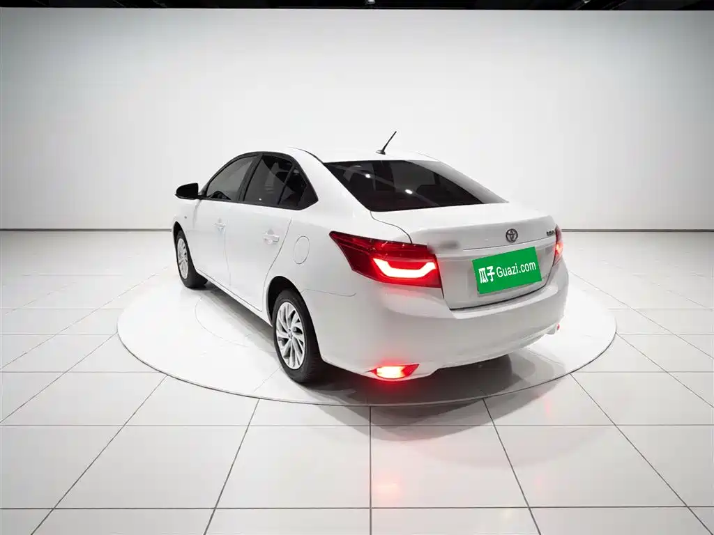 Toyota Vios 2022 1.5L 20th Anniversary Edition фото 23