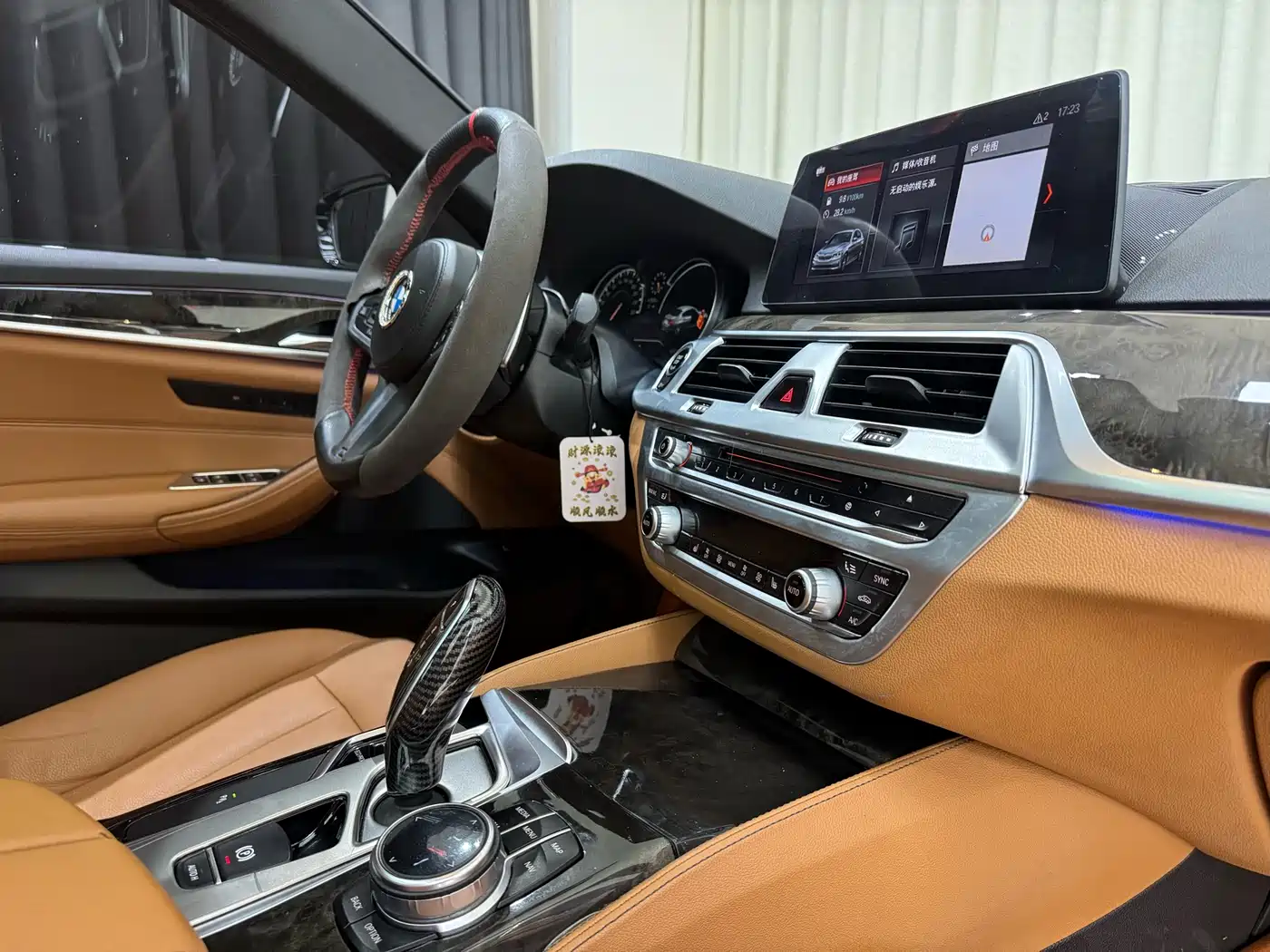 BMW 5 Series 2018 530Li Leading M Sport Package фото 36