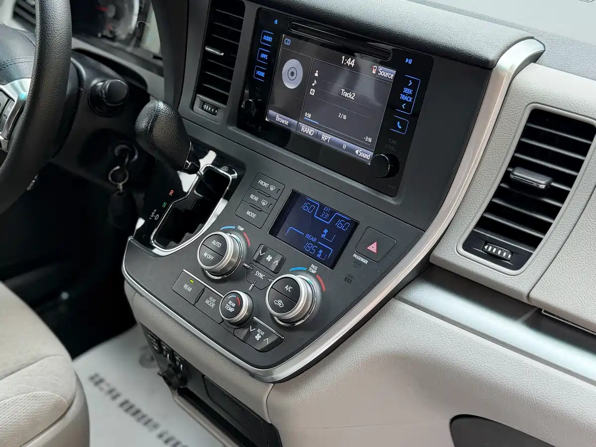 Toyota Sienna 2016 2015 3.5L 4WD L